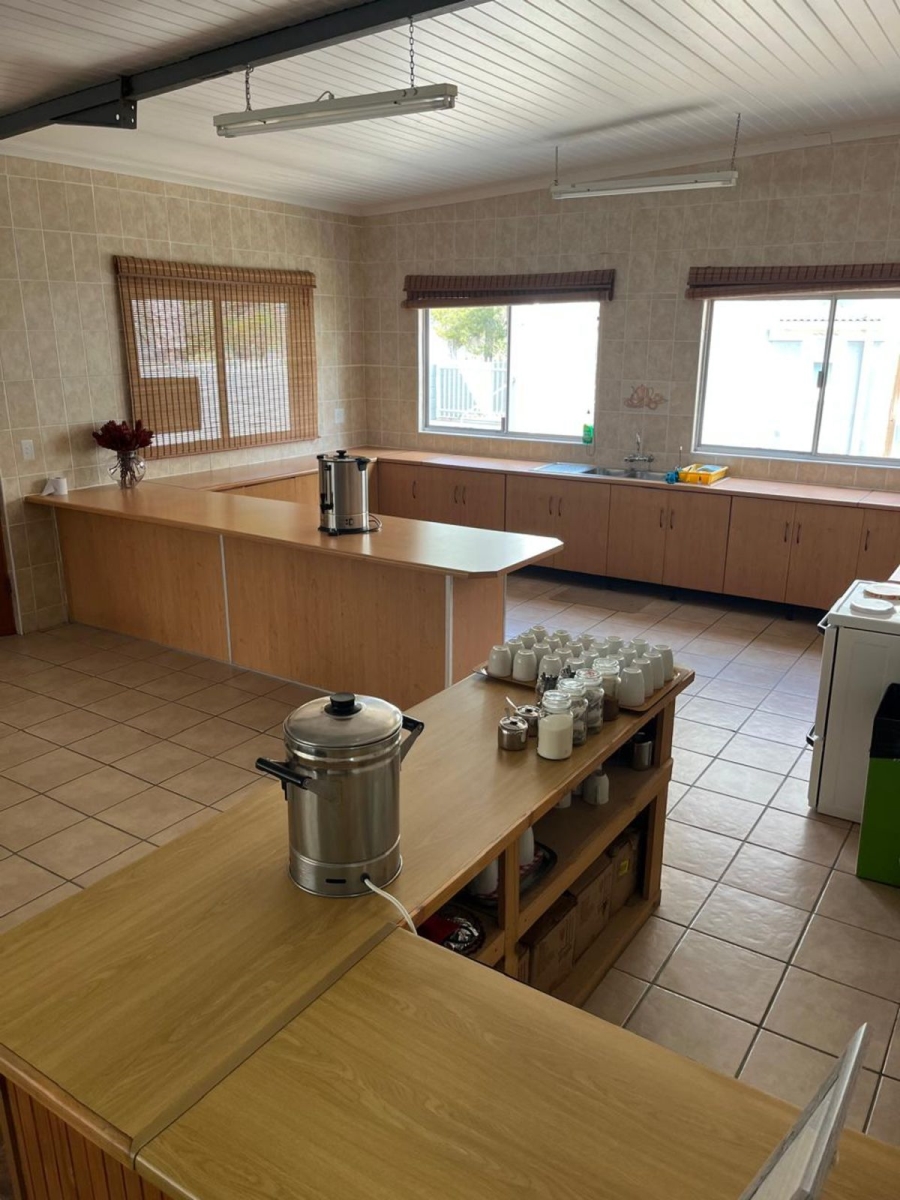 4 Bedroom Property for Sale in Calvinia Northern Cape